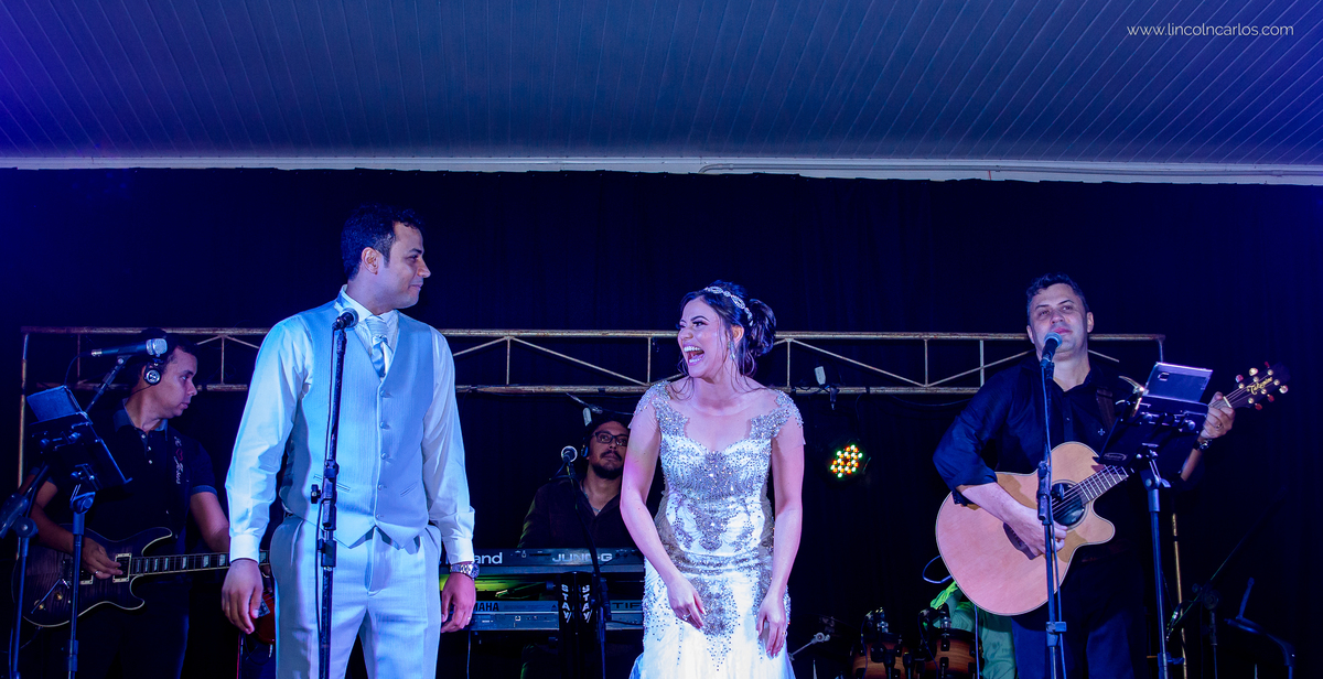 festa-de-casamento-fernanda-e-breno-space-life-em-pompeu-mg