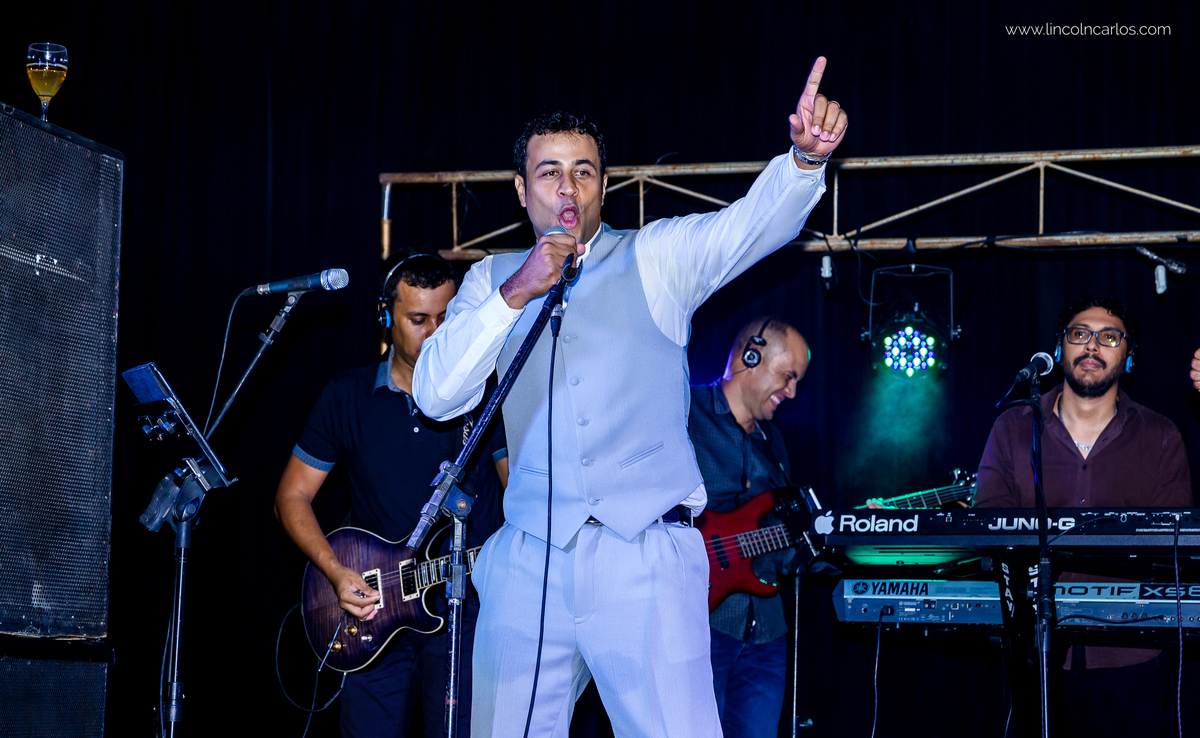 festa-de-casamento-fernanda-e-breno-space-life-em-pompeu-mg