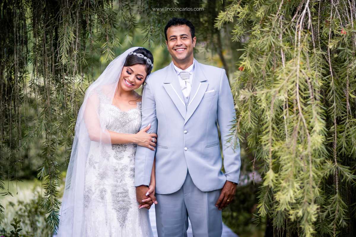 ensaio-pós-casamento-pós-wedding-fernanda-breno-ensaio-de-casal-fotos-externas-de-casal-fotos-de-espaço-shangrilá-mateus-leme-fotografo-de-casamento-lincoln-carlos

