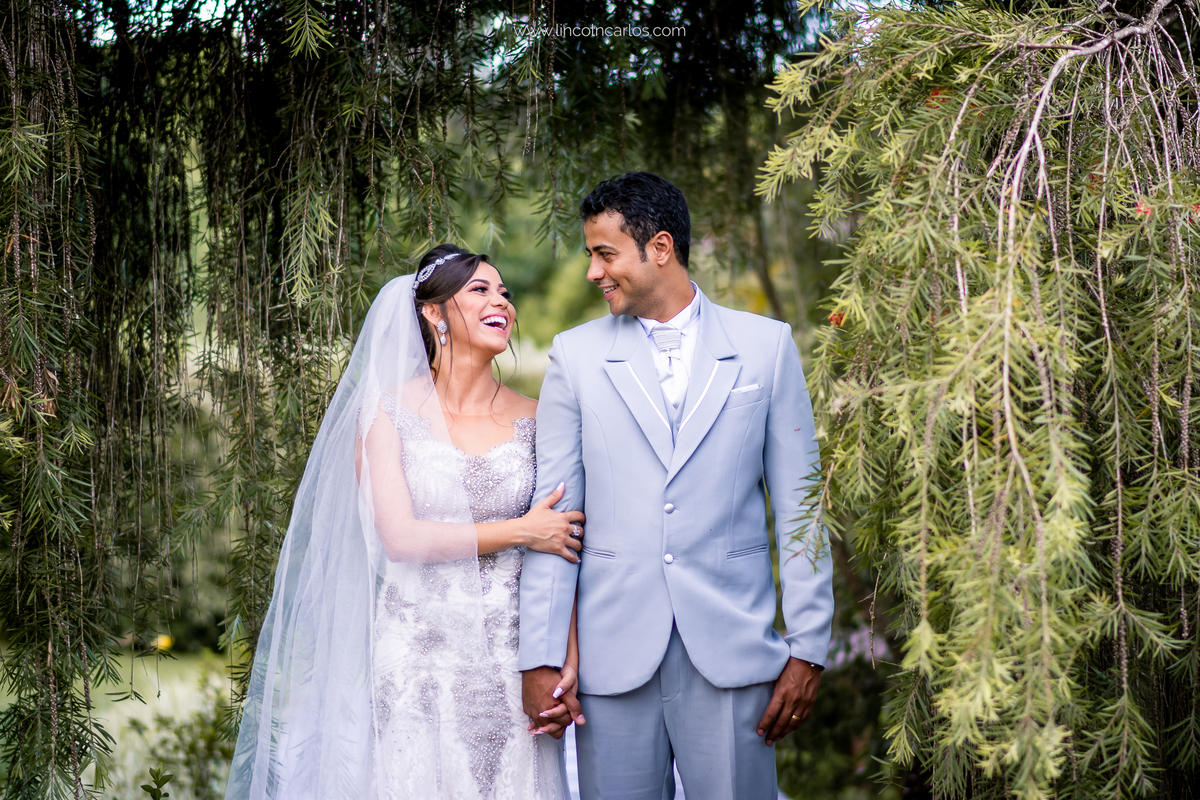 ensaio-pós-casamento-pós-wedding-fernanda-breno-ensaio-de-casal-fotos-externas-de-casal-fotos-de-espaço-shangrilá-mateus-leme-fotografo-de-casamento-lincoln-carlos

