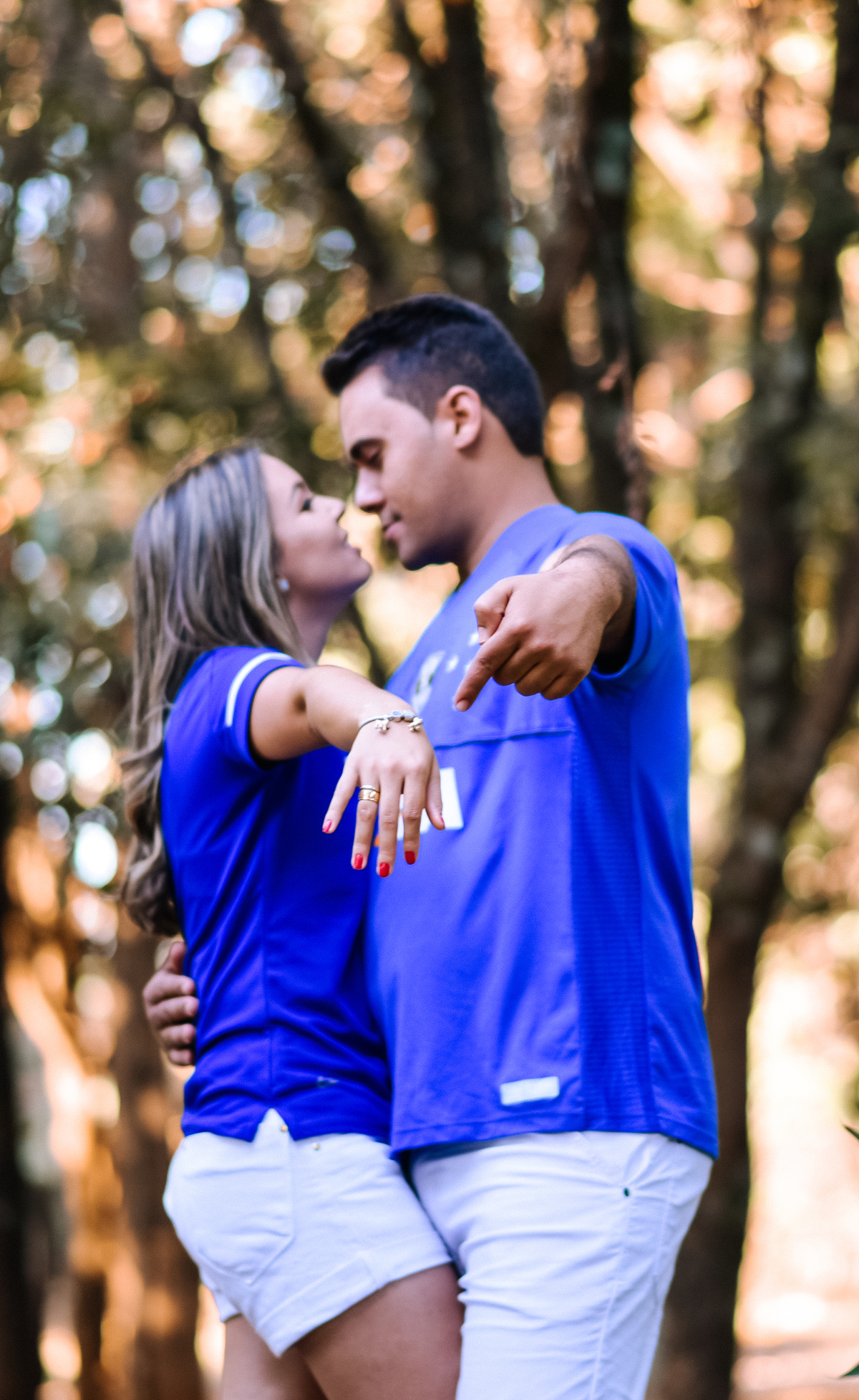 ensaio-de-namorados-com-camisa-do-cruzeiro-mafia-azul-martinho-campos-minas-gerais-lincoln-carlos-fotografo-de-casamento-wedding-bride-pompeu-mg-ensaio-pre-casamento-pre-wedding-pre-casamento