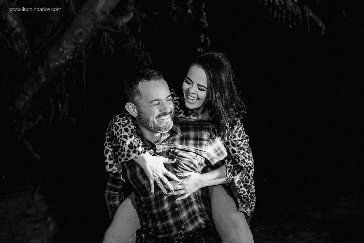 
ensaio-pre-casamento-cavalinho-pre-wedding-na-fazenda 
