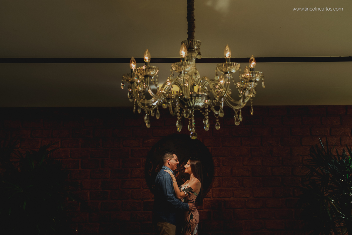 ensaio-pre-casamento-pre-wedding-stefania-e-josimar-moema-mg-espaço-shangrilá-mateus-leme-lincoln-carlos-fotografia-de-casamento