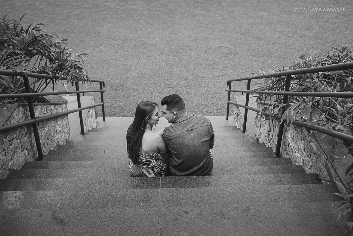 ensaio-pre-casamento-pre-wedding-stefania-e-josimar-moema-mg-espaço-shangrilá-mateus-leme-lincoln-carlos-fotografia-de-casamento