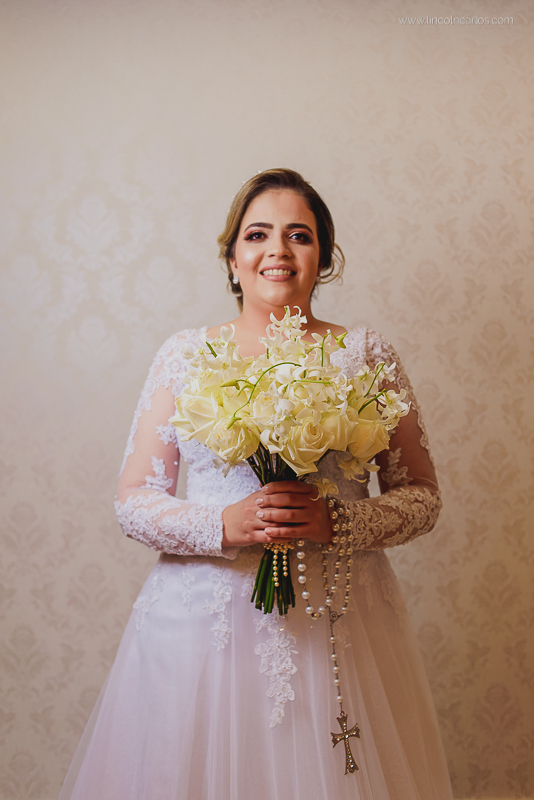 making-of-noiva-karla-maquiagem-e-penteado-salão-modifick-espaco-juliana-knischewski-bom-despacho