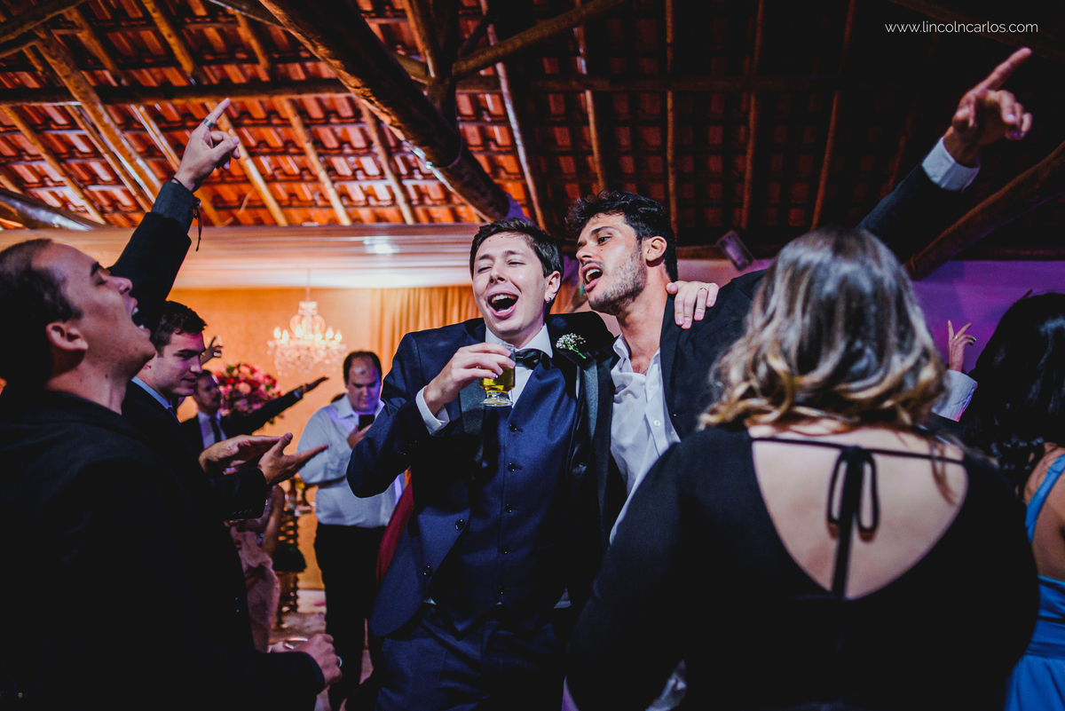 casamento-karla-e-gustavo-festa-balada-cantor-ricardo-trindade-e-banda-fotografo-de-casamento-lincoln-carlos