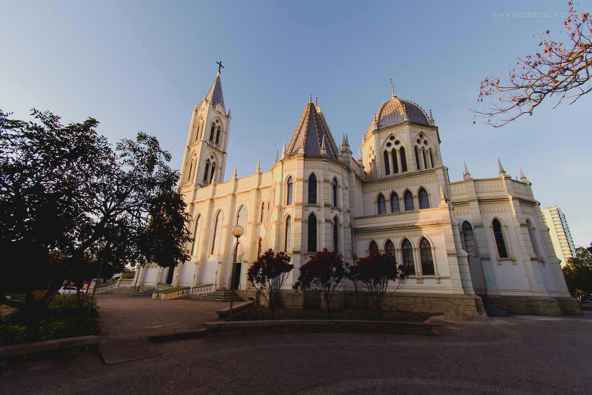 Casamento-karla-e-gustavo-igreja-nossa-senhora-do-bom-despacho