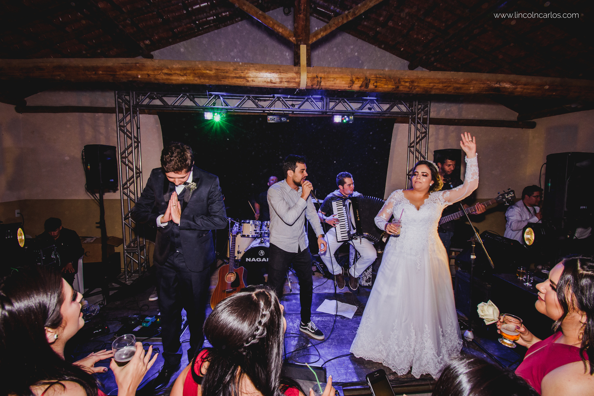 casamento-karla-e-gustavo-festa-balada-cantor-ricardo-trindade-e-banda-fotografo-de-casamento-lincoln-carlos