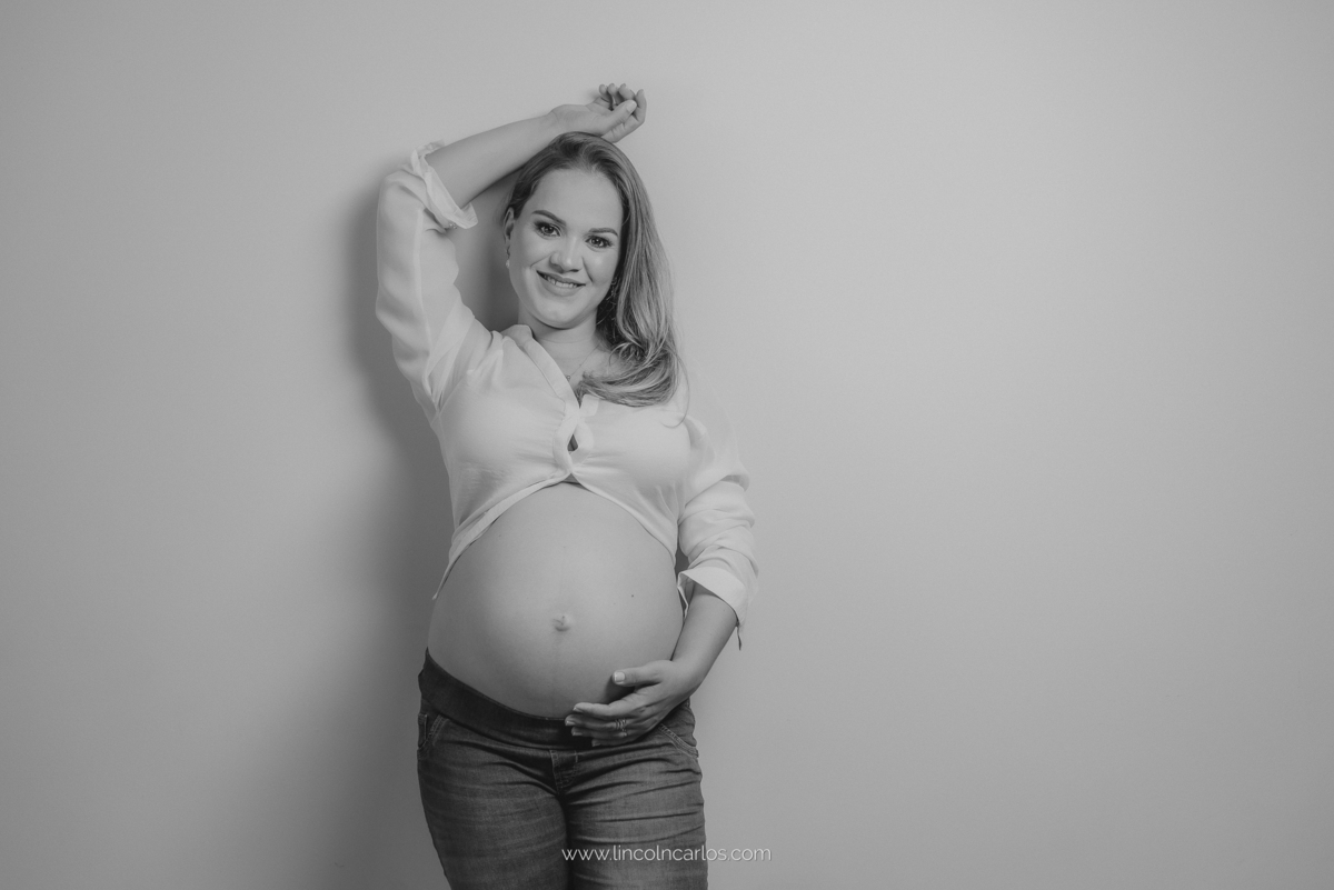 ensaio-gestante-gabriela-reinaldo-fotografia-de-gestante-ensaio-externo-de-gestante-life-style-aabb-pompeu-mg 