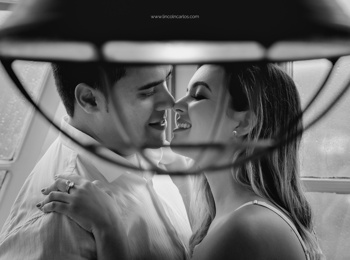      bene-da-flauta-restaurante-e-café-ensaio-pre-casamento-em-ouro-preto-viviane-e-junior-ensaio- bene-da-flauta-restaurante-e-café -ensaio-de-noivos-ensaio-pre-wedding-na-cidade-historica-de-ouro-preto-ensaio-na-chuva-em-ouro-preto-mg-lincoln-carlos-fot