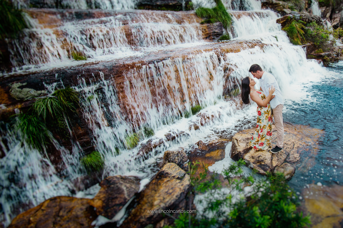 ensaio-pre-wedding-viviane-e-luiz- Cachoeira- da- Sentinela-biribiri-diamantina-mg