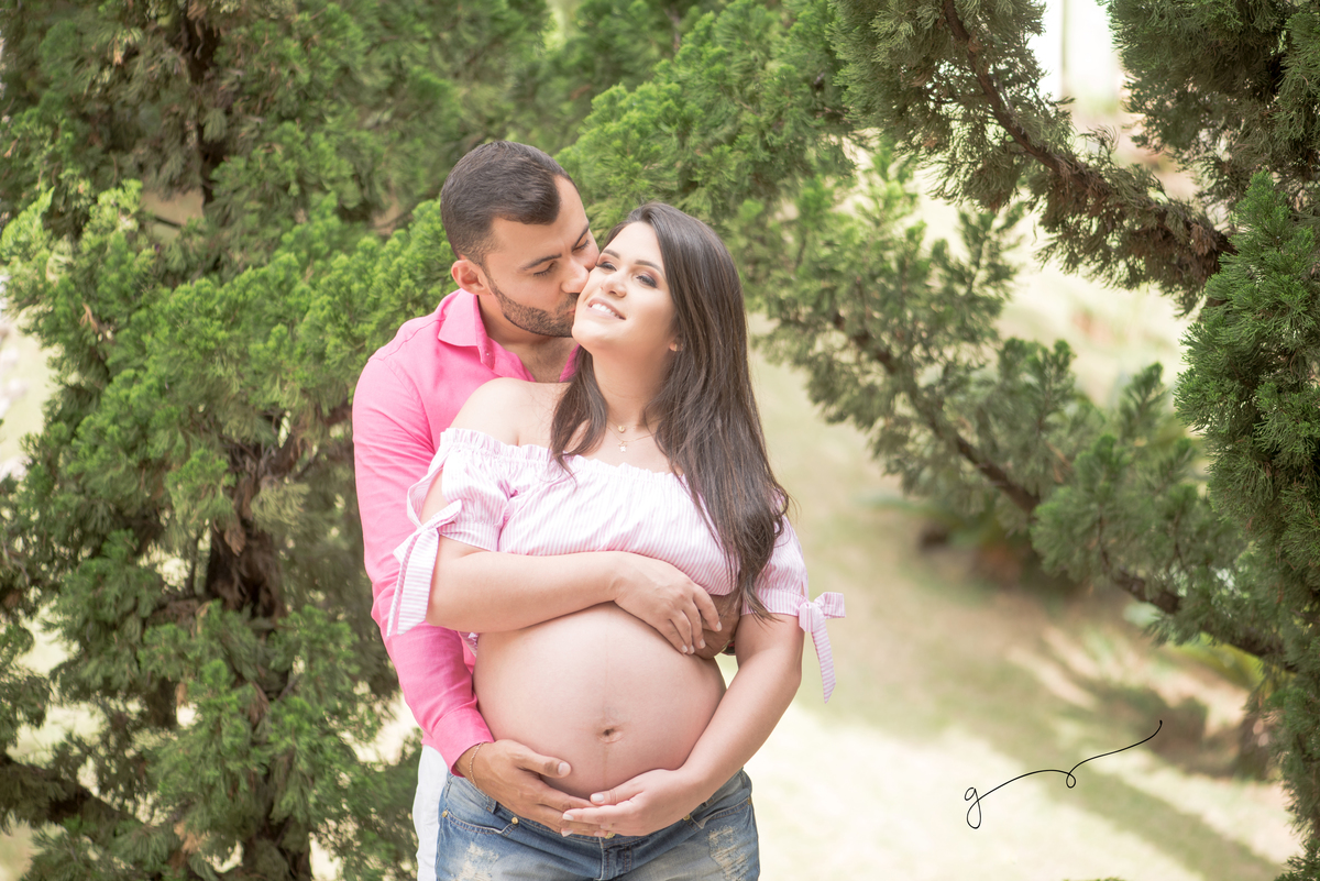 Linda espera no lar da Jéssica e do Felipe.
Essa família que acabamos de conhecer, nos acolheu com tanto carinho, que preciso descrever. 

O amor e cuidado com que o papai Felipe tratava a mamãe linda me encantou. sentamos 