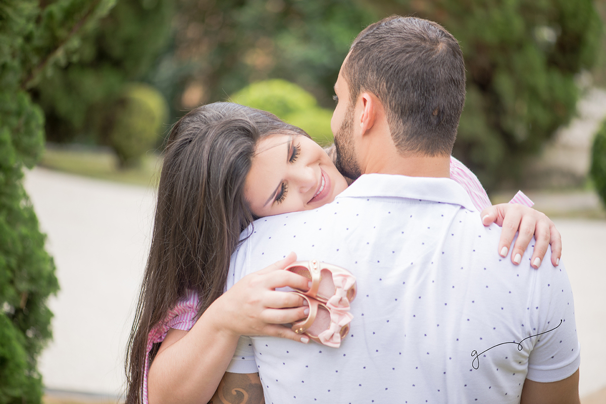 Linda espera no lar da Jéssica e do Felipe.
Essa família que acabamos de conhecer, nos acolheu com tanto carinho, que preciso descrever. 

O amor e cuidado com que o papai Felipe tratava a mamãe linda me encantou. sentamos 