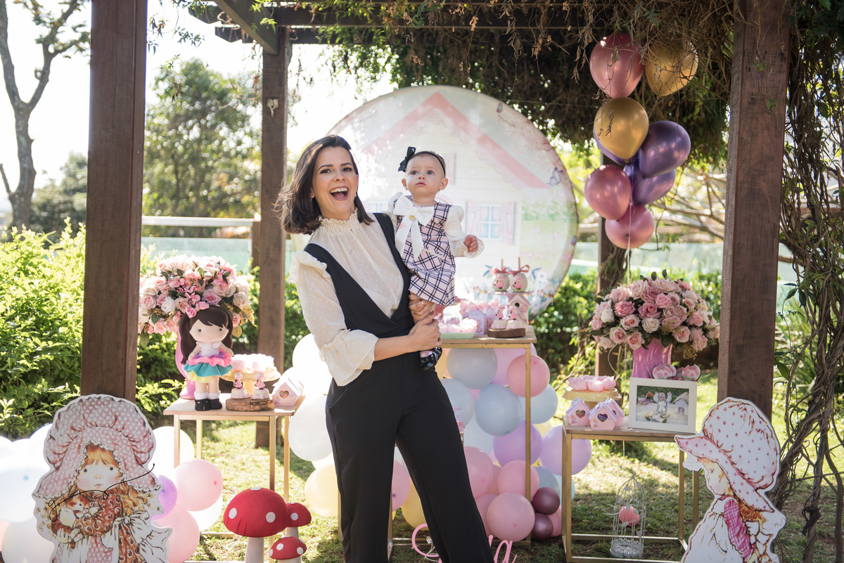 #minitable, #minifesta, #festaintimista, #bonecas #decorinfantil #aniversariode1ano #festaemcasa#ddaymenina #bdaygirl #contagem #festabh