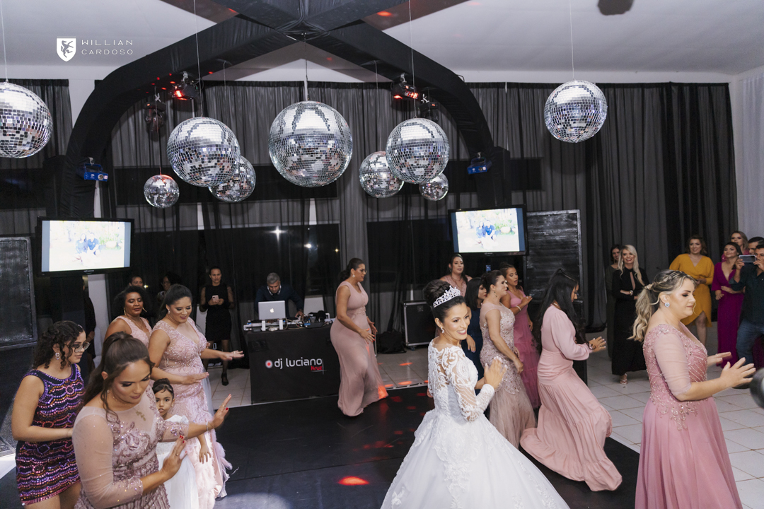 Fotografo em Unaí, fotos de casamentos em Unaí, casamentos em Unaí, vestido de noiva em Unaí, noivas de Unaí, Unaí-MG 