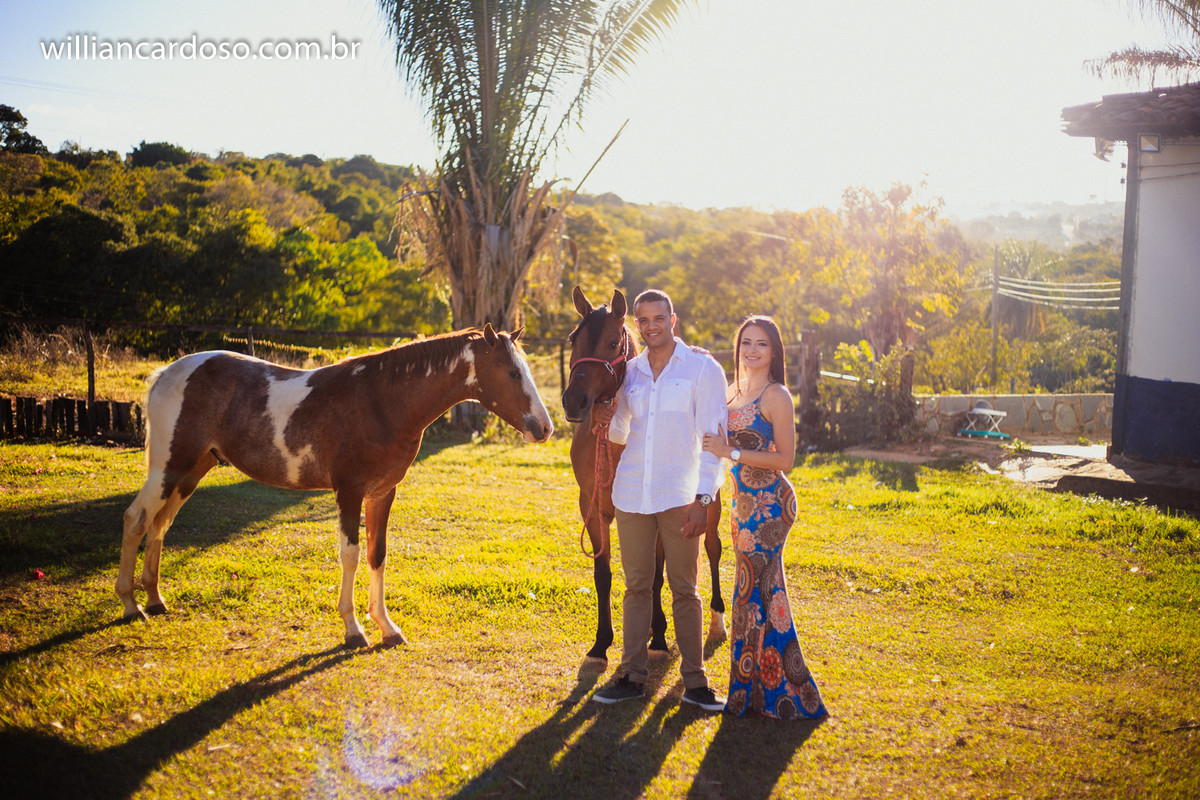 fotografo de unai, realiza ensaio de book de casal em paracatu