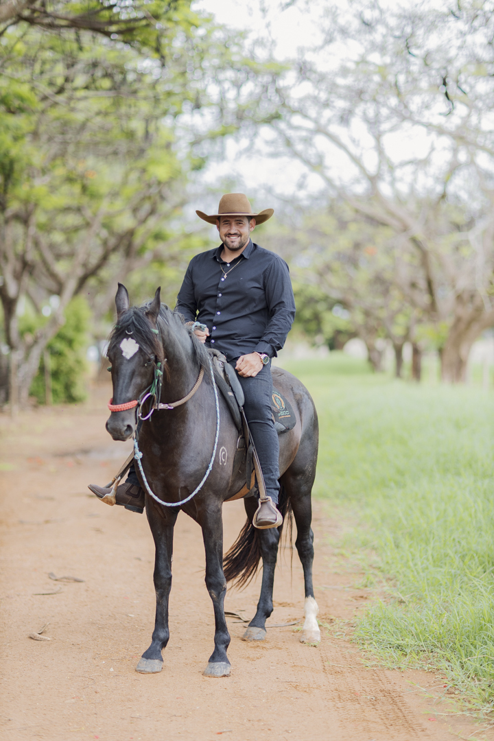 Fotografo de casamentos em Unai, fotografo, Unai, pre wedding em Unai, cabana valley,pre wedding cabana,fotografo de casamento em minas gerais, pre wedding, pre wedding romantico, ideias para pre wedding,noivos,casamentos em unai