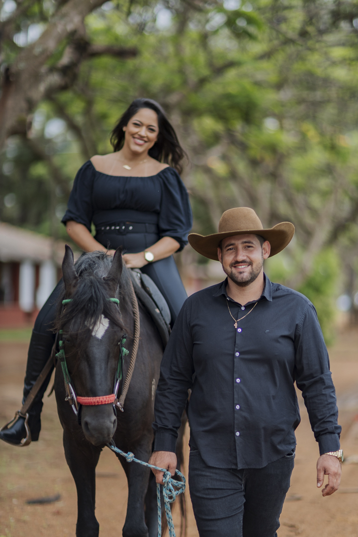 Fotografo de casamentos em Unai, fotografo, Unai, pre wedding em Unai, cabana valley,pre wedding cabana,fotografo de casamento em minas gerais, pre wedding, pre wedding romantico, ideias para pre wedding,noivos,casamentos em unai