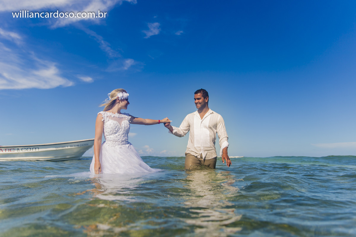 Fotografo de casamentos em minas gerais, realiza ensaio pos casamento no mar do caribe, em punta cana na republica dominicana