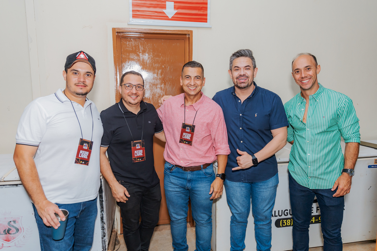 festa do Inhumas, forró em Unaí, evento tradicional Unaí-MG, alegria no interior, cultura rural, festa popular Minas Gerais, música sertaneja, forró ao vivo, tradição mineira, eventos em Unaí, festa típica, salão de festas Unaí, diversão no campo