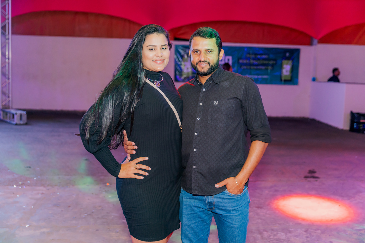 festa do Inhumas, forró em Unaí, evento tradicional Unaí-MG, alegria no interior, cultura rural, festa popular Minas Gerais, música sertaneja, forró ao vivo, tradição mineira, eventos em Unaí, festa típica, salão de festas Unaí, diversão no campo