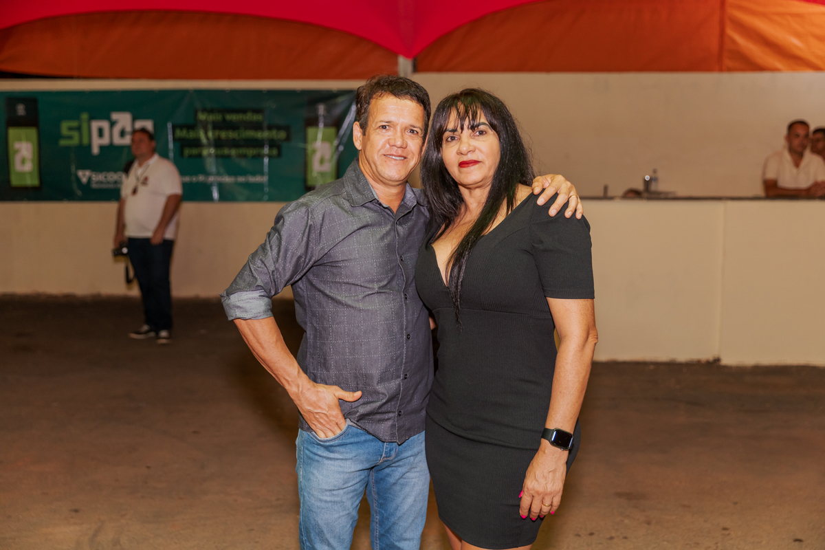 festa do Inhumas, forró em Unaí, evento tradicional Unaí-MG, alegria no interior, cultura rural, festa popular Minas Gerais, música sertaneja, forró ao vivo, tradição mineira, eventos em Unaí, festa típica, salão de festas Unaí, diversão no campo