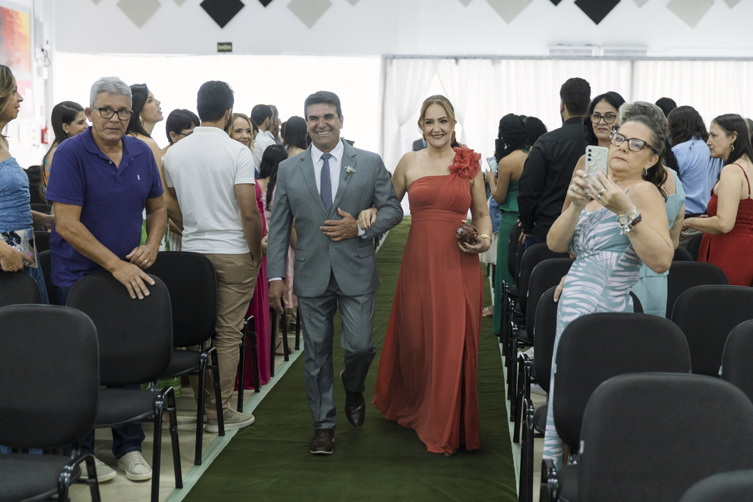 fotógrafo de casamento Minas Gerais, fotógrafo Unaí MG, fotógrafo Patrocínio MG, fotos de noivos, ensaio casal, pré wedding Unaí, pré wedding Patrocínio, casamento elegante, casamento moderno, cobertura completa de casamento