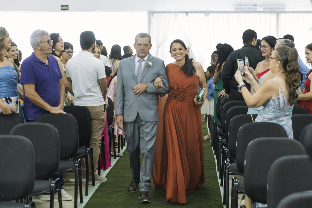 fotógrafo de casamento Minas Gerais, fotógrafo Unaí MG, fotógrafo Patrocínio MG, fotos de noivos, ensaio casal, pré wedding Unaí, pré wedding Patrocínio, casamento elegante, casamento moderno, cobertura completa de casamento
