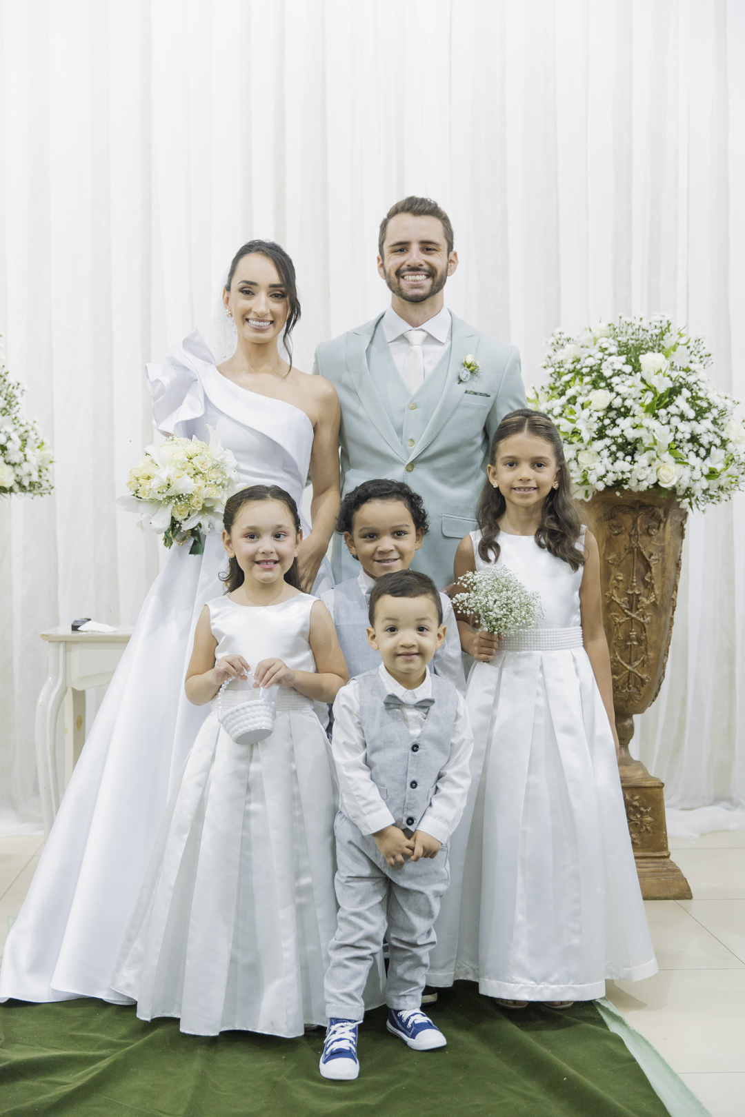 casamento em Unaí, casamento em Patrocínio, fotógrafo especializado em casamento, fotografia documental, noivos apaixonados, cerimônia emocionante, festa animada, ensaio pré casamento, fotógrafo em Minas Gerais