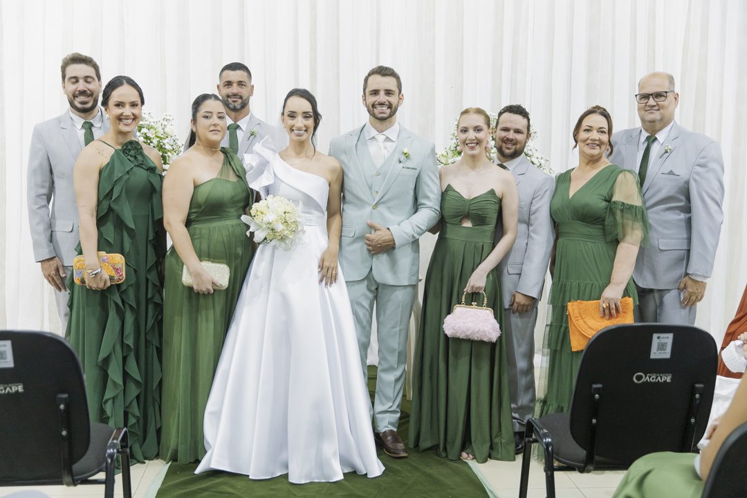 casamento em Unaí, casamento em Patrocínio, fotógrafo especializado em casamento, fotografia documental, noivos apaixonados, cerimônia emocionante, festa animada, ensaio pré casamento, fotógrafo em Minas Gerais