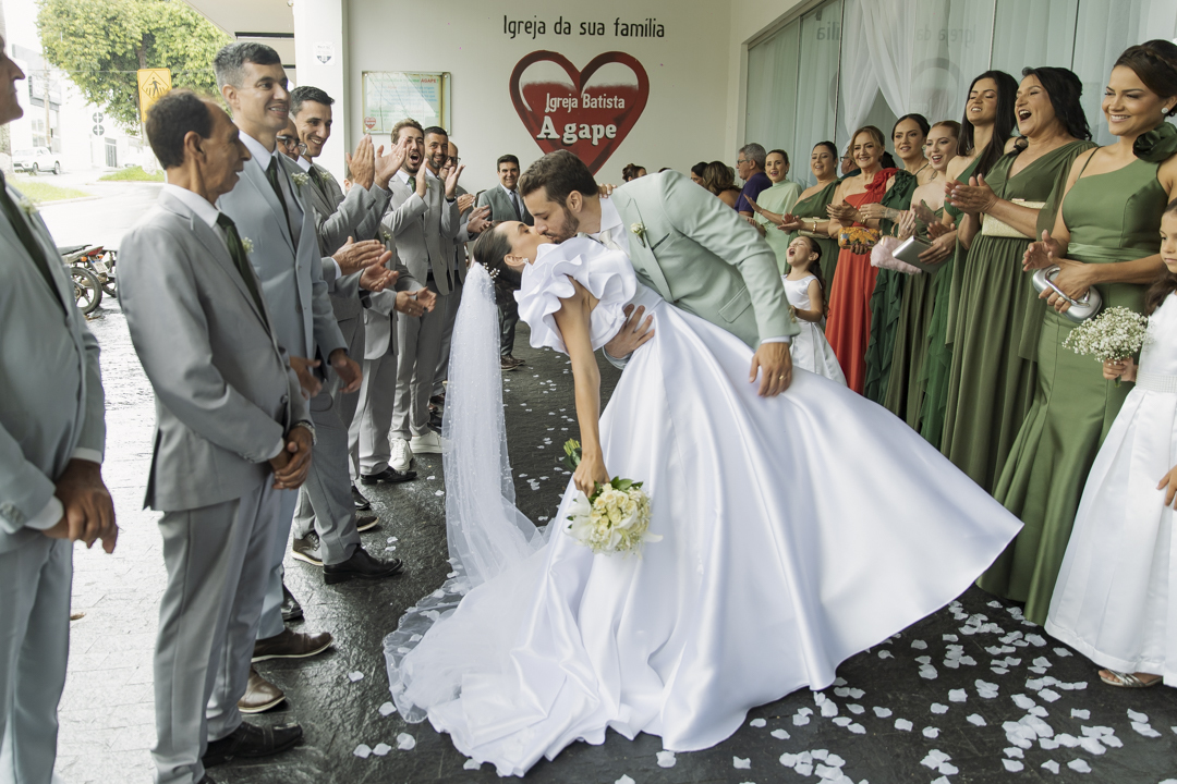 fotógrafo Unaí MG, fotografia de casamento Unaí, ensaio pré wedding Unaí, casamento elegante Unaí, casamento moderno Unaí, fotos de casal Unaí, álbum de casamento personalizado Unaí