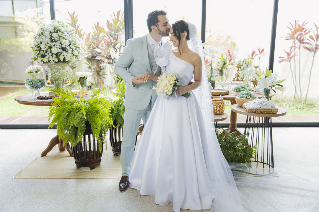 fotógrafo Unaí MG, fotografia de casamento Unaí, ensaio pré wedding Unaí, casamento elegante Unaí, casamento moderno Unaí, fotos de casal Unaí, álbum de casamento personalizado Unaí