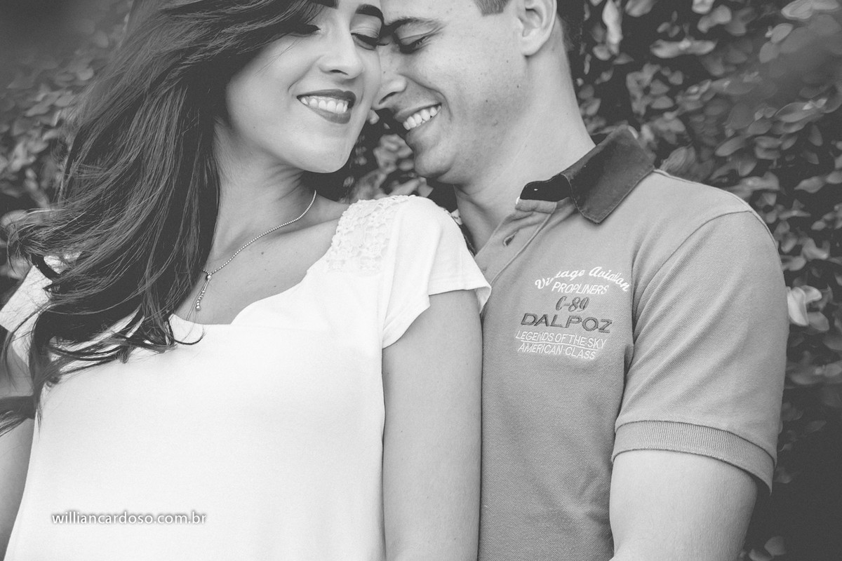 Fotografo de casamentos em Uberlandia, fotos pre wedding em uberlandia, sessao de solteiros em uberlandia,  pre wedding parque siqueroli, fotografo pre wedding em uberlandia,Sessão de fotos de casamento com balões coloridos,E-session debaixo