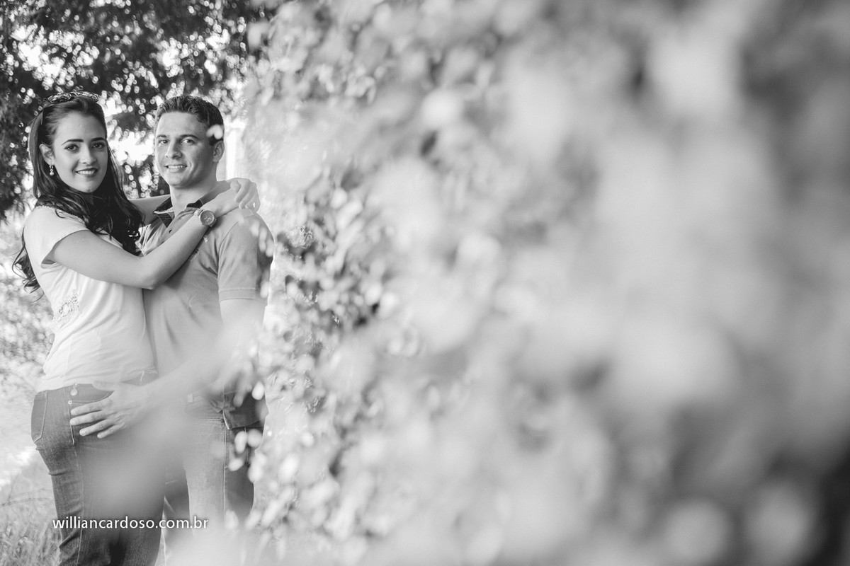 Fotografo de casamentos em Uberlandia, fotos pre wedding em uberlandia, sessao de solteiros em uberlandia,  pre wedding parque siqueroli, fotografo pre wedding em uberlandia,Sessão de fotos de casamento com balões coloridos,E-session debaixo