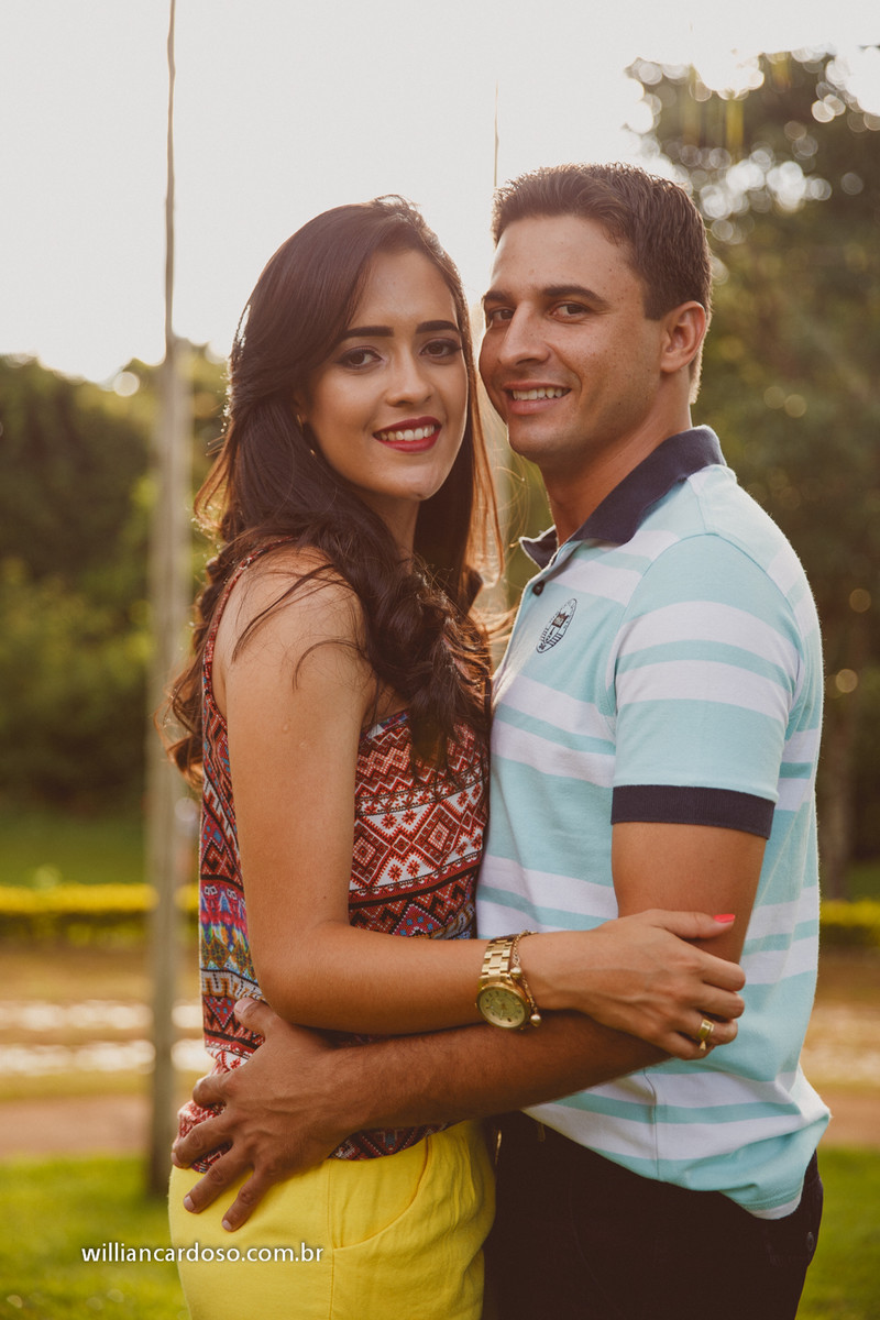 Fotografo de casamentos em Uberlandia, fotos pre wedding em uberlandia, sessao de solteiros em uberlandia,  pre wedding parque siqueroli, fotografo pre wedding em uberlandia,Sessão de fotos de casamento com balões coloridos,E-session debaixo