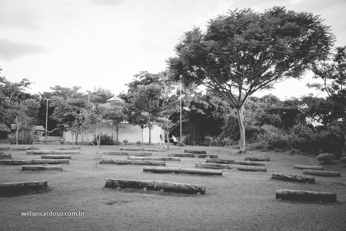 Fotografo de casamentos em Uberlandia, fotos pre wedding em uberlandia, sessao de solteiros em uberlandia,  pre wedding parque siqueroli, fotografo pre wedding em uberlandia,Sessão de fotos de casamento com balões coloridos,E-session debaixo