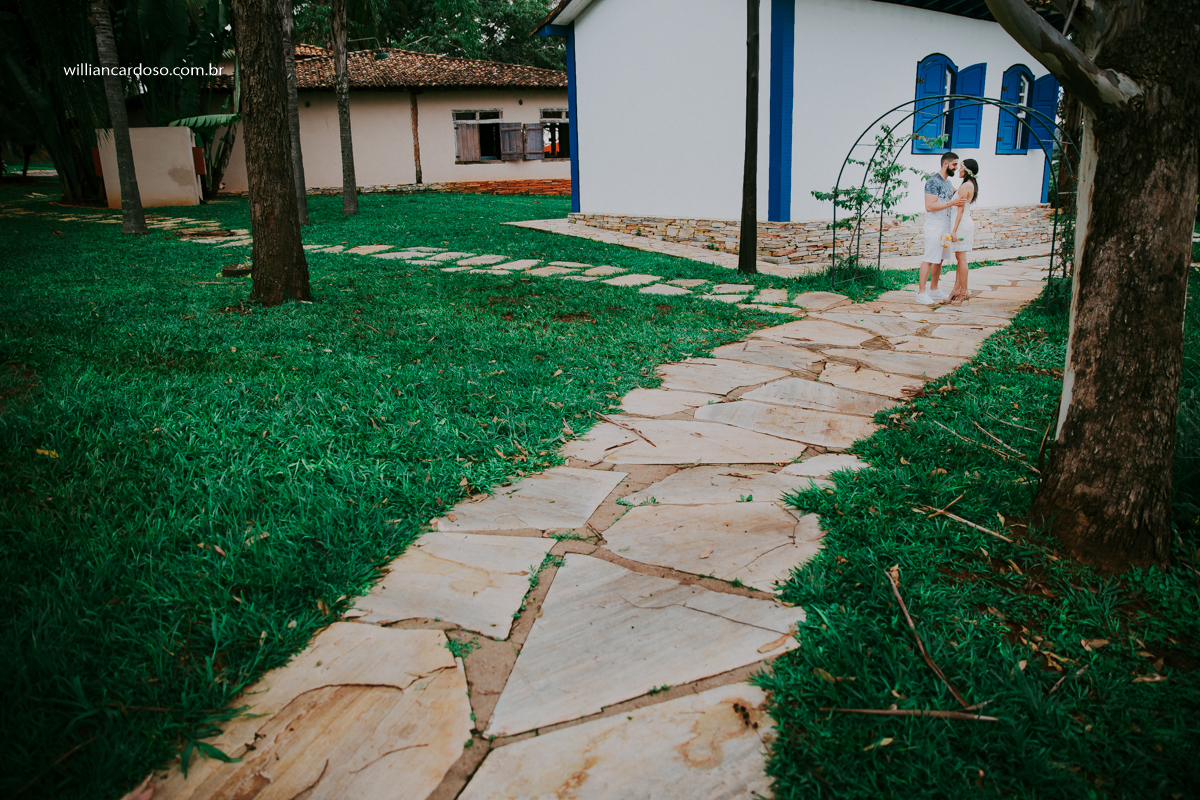 ensaio de solteiros em capitolio, ensaio realizado em escarpas do lago 