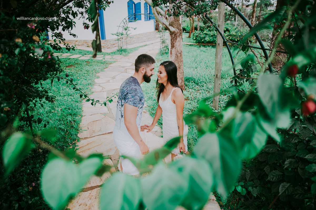 ensaio pre wedding em capitolio,ensaio realizado em capitolio, ensaio em escarpas do lago 