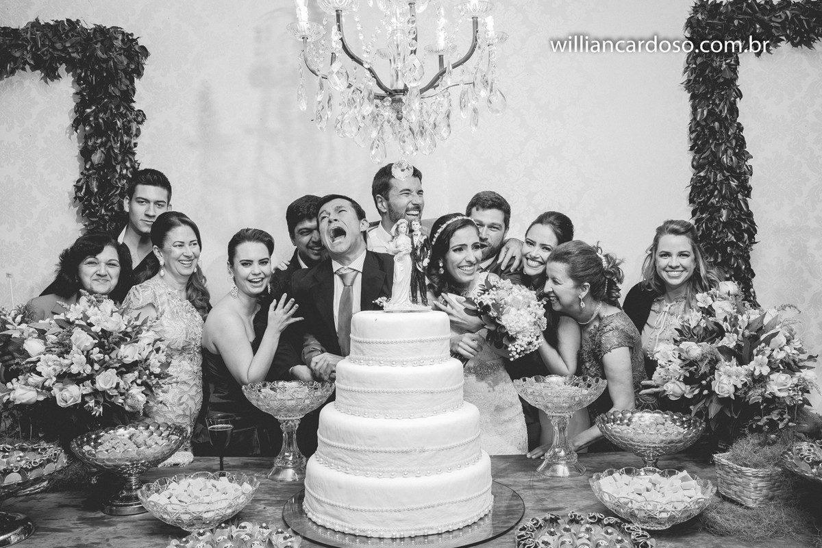 Foto divertida, fotos descotraidas de casamentos, fotografo de casamentos em minas gerais, fotos de casamentos em monte carmelo, chacara motomar