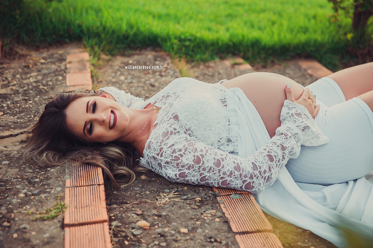 Ensaio de gestante, doce espera, curva do rio, Unaí, fotografo em Unaí, fotos de gravidas , gravidez, gravida , fotografia de gestante, fotografo de gestante, gravidinha, poses de gravidas 