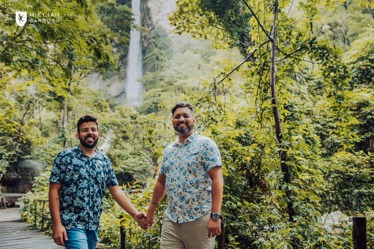 casamento homo afetivo,casamento Gay, ensaio pre wedding gay , itiquira, ensaio no parque do itiquira , ensaio homoafetivo, cachoeira do itiquira, formosa goias, casament homo afetivo no brasil, casamentos de gays , casamento de 2 homens,   pre wedding