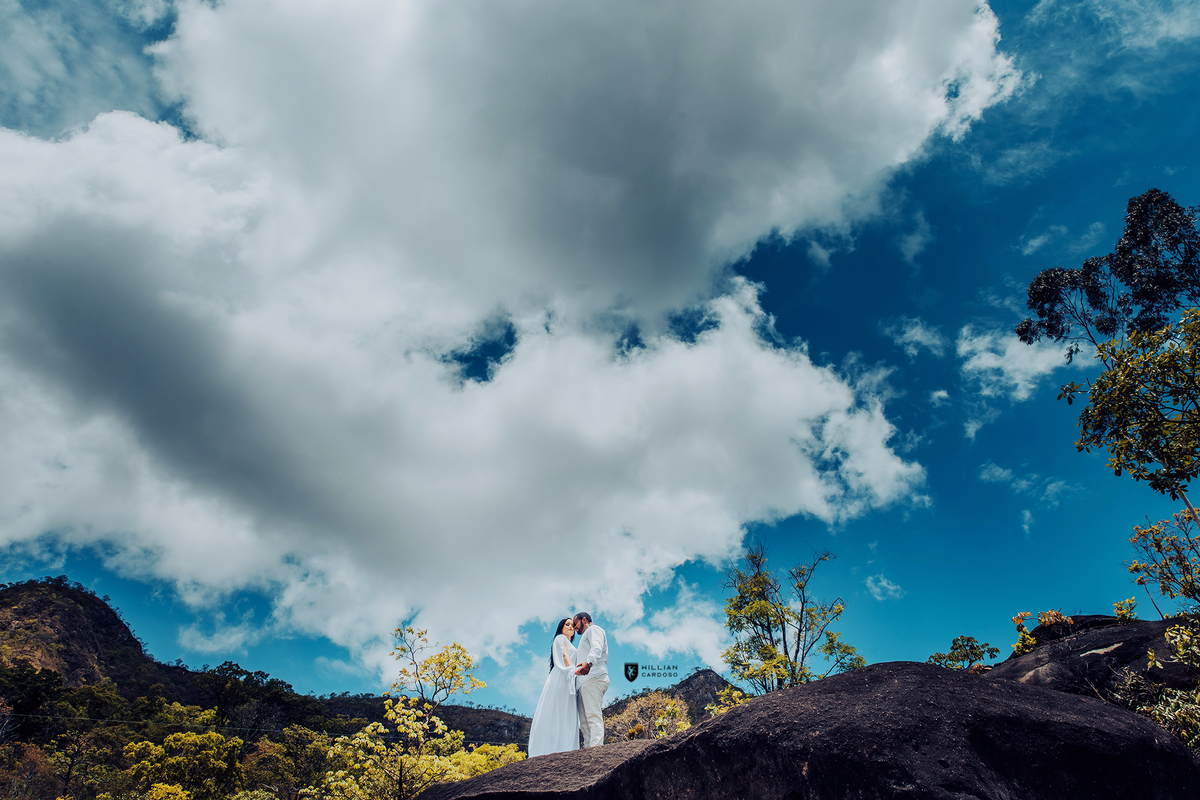 Ensaio pre Wedding no vale da lua, Vale da lua, Fotos do Valei da Lua, Vale da lua na chapada dos veadeiros, Vale da Lua fotos, casamentos no vale da lua, fotos pre casamento no vale da lua, ensaios no vale da lua, Chapada dos veadeiros,fotografo no vale 