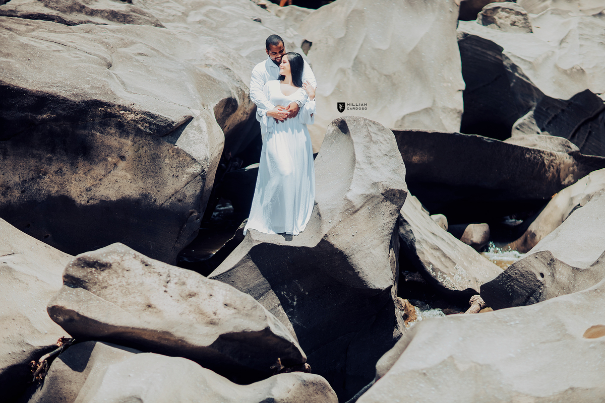 Ensaio pre Wedding no vale da lua, Vale da lua, Fotos do Valei da Lua, Vale da lua na chapada dos veadeiros, Vale da Lua fotos, casamentos no vale da lua, fotos pre casamento no vale da lua, ensaios no vale da lua, Chapada dos veadeiros,fotografo no vale 