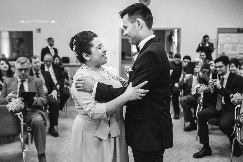 noivo e mãe do noivo, casamento religioso, casamento JW, Testemunha de Jeová casamento 