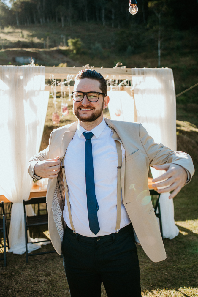 terno claro de casamento