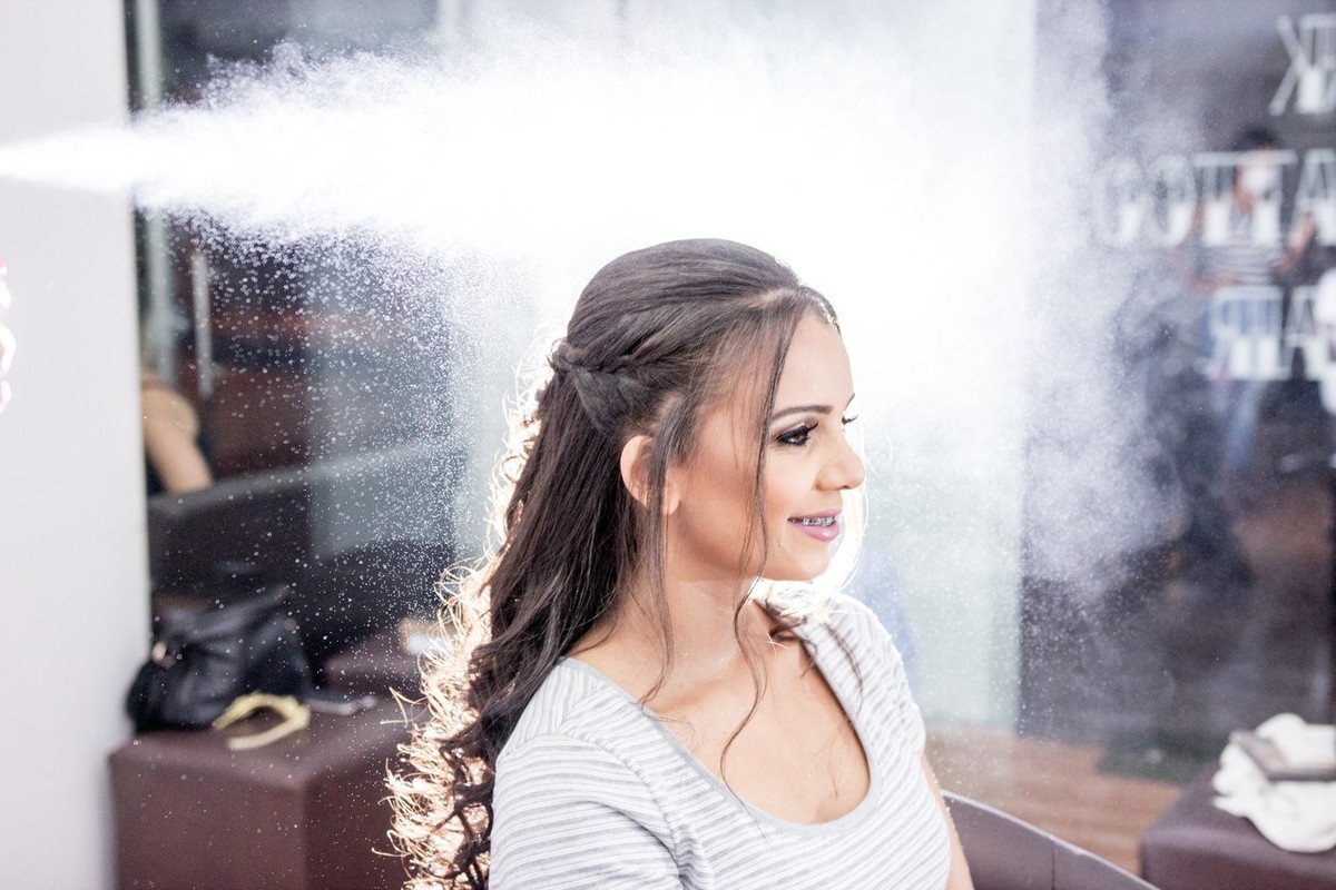 Aquela foto que não pode faltar, um jato de spray para tornar a imagem linda.