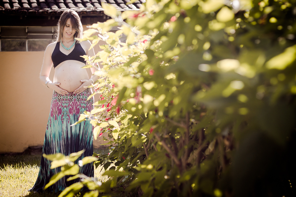 Fotos de gestante em Belo Horizonte no oarque próximo a faculdade fumec feitas pelo estúdio Kalila Issa