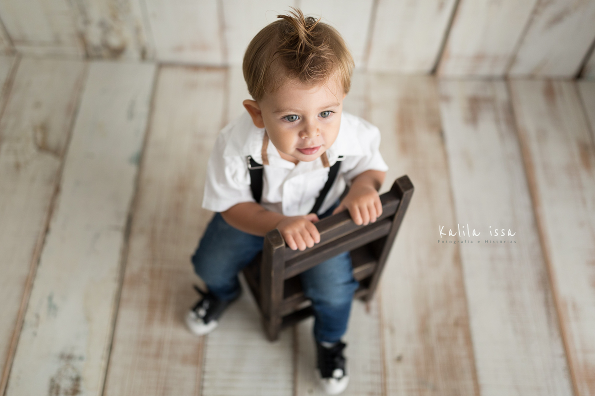 foto do nicolas corvo acompanhamento mensal no estúdio kalila issa