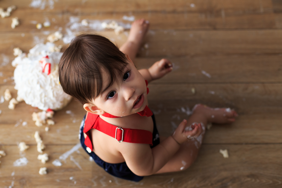 Mamãe, o bolo caiu! Não fui eu..