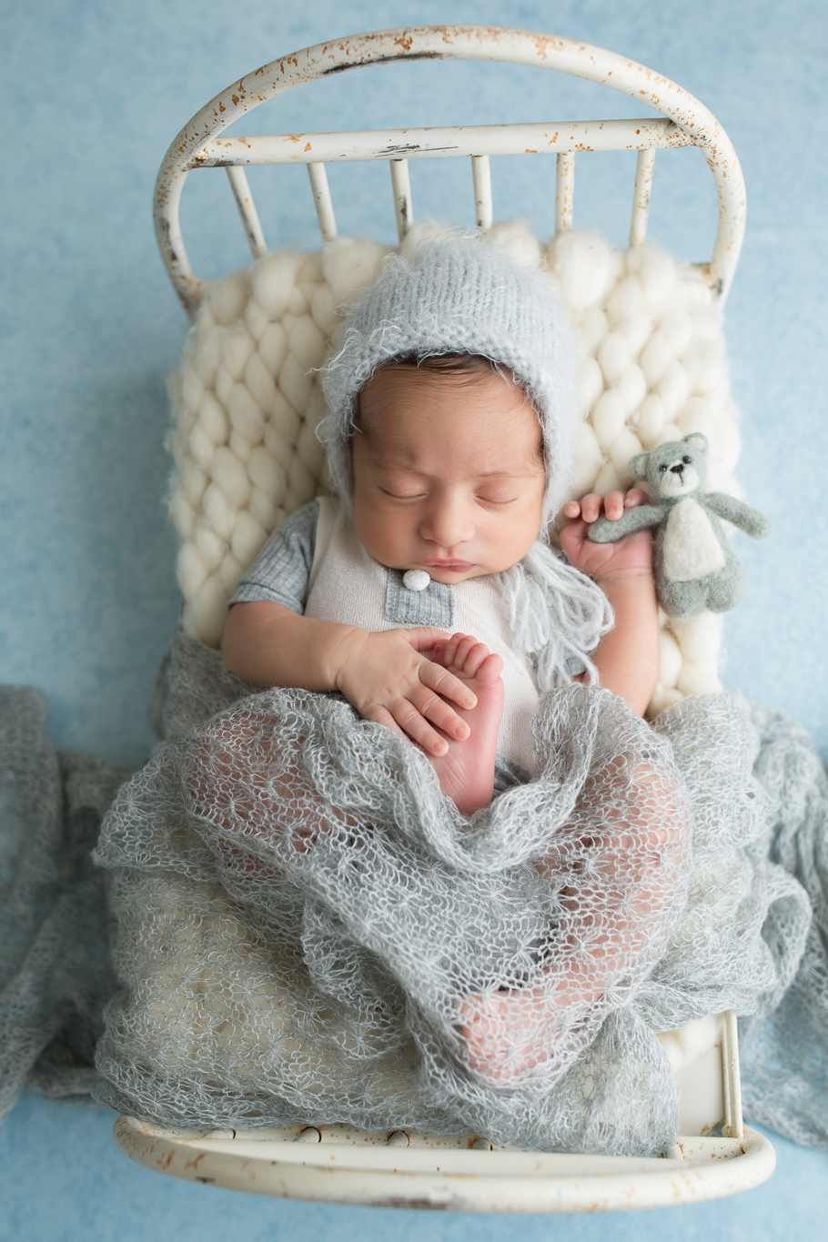 newborn na caminha com ursinho